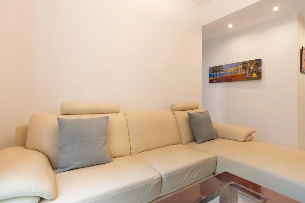 Urbe10 Marin Garcia 2 Bedrooms Apartment Málaga Spanje